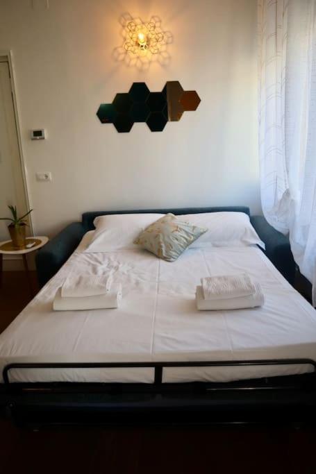 Santa Maria Novella - Golden Lily Florence, City Center Apartment Экстерьер фото