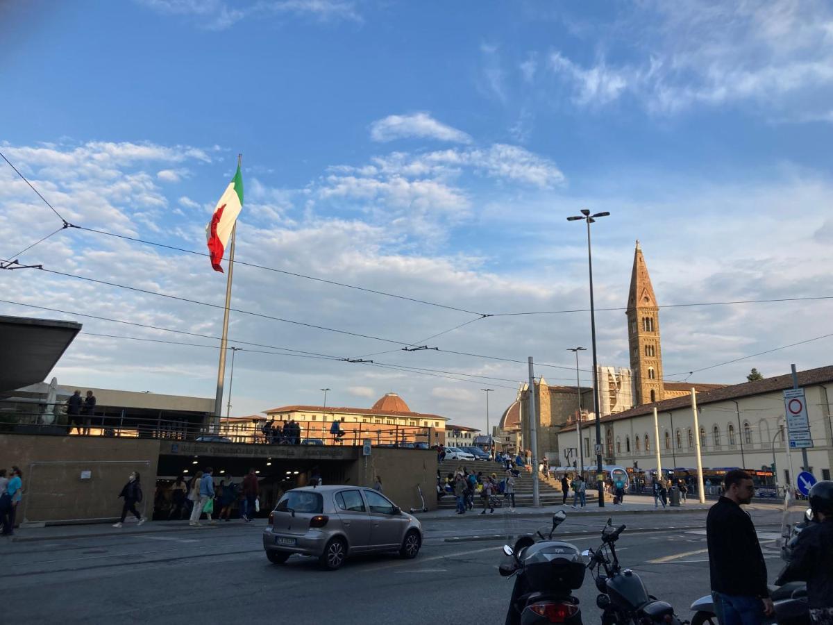 Santa Maria Novella - Golden Lily Florence, City Center Apartment Экстерьер фото